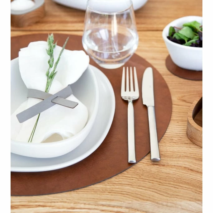 Rabatt 🎁 Lind DNA Double Circle Bull Tischset - 4er Set - 4er Set - Ø 40 Cm - Cognac/black 🎉 8 Rabatt 🎁 Lind DNA Double Circle Bull Tischset - 4er Set - 4er Set - Ø 40 Cm - Cognac/black 🎉 – Bild 6