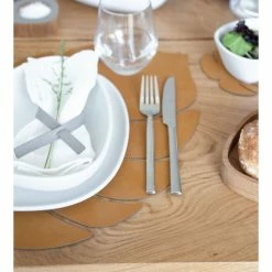Am billigsten ???? Lind DNA Monstera Leaf Nupo Tischset - 4er Set - 4er Set - Größe L: 42x35 Cm - Burned Curry ???? 7 Am billigsten ???? Lind DNA Monstera Leaf Nupo Tischset - 4er Set - 4er Set - Größe L: 42x35 Cm - Burned Curry ???? -Lind DNA Shop unnamed file 1644
