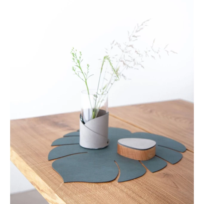 Bestpreis 😀 Lind DNA Monstera Leaf Nupo Tischset - 4er Set - 4er Set - Größe L: 42x35 Cm - Dark Green 🥰 5 Bestpreis 😀 Lind DNA Monstera Leaf Nupo Tischset - 4er Set - 4er Set - Größe L: 42x35 Cm - Dark Green 🥰 – Bild 3