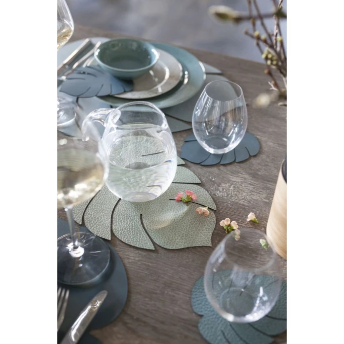 Bester Verkauf ✨ Lind DNA Monstera Leaf Hippo Tischset - 4er Set - 4er Set - Größe S: 26x22 Cm - Olive Green 💯 4 Bester Verkauf ✨ Lind DNA Monstera Leaf Hippo Tischset - 4er Set - 4er Set - Größe S: 26x22 Cm - Olive Green 💯 – Bild 2
