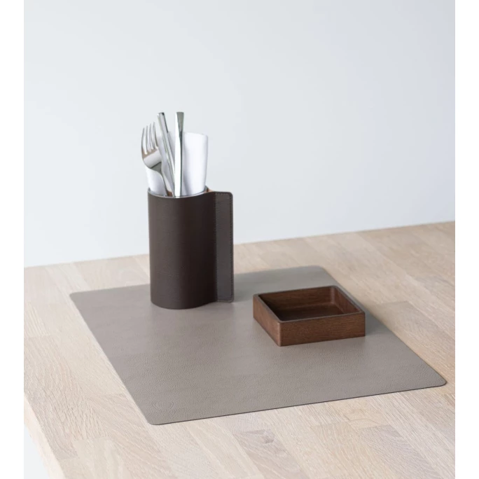 Coupon 🎉 Lind DNA SQUARE Serene Tischset - 4er Set - 4er Set - Größe L 35x45 Cm - Mole Grey 💯 7 Coupon 🎉 Lind DNA SQUARE Serene Tischset - 4er Set - 4er Set - Größe L 35x45 Cm - Mole Grey 💯 – Bild 5