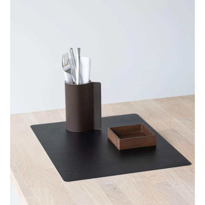 Beste Bewertungen von 🌟 Lind DNA SQUARE Serene Tischset - 4er Set - 4er Set - Größe L 35x45 Cm - Black 😍 6 Beste Bewertungen von 🌟 Lind DNA SQUARE Serene Tischset - 4er Set - 4er Set - Größe L 35x45 Cm - Black 😍 – Bild 4